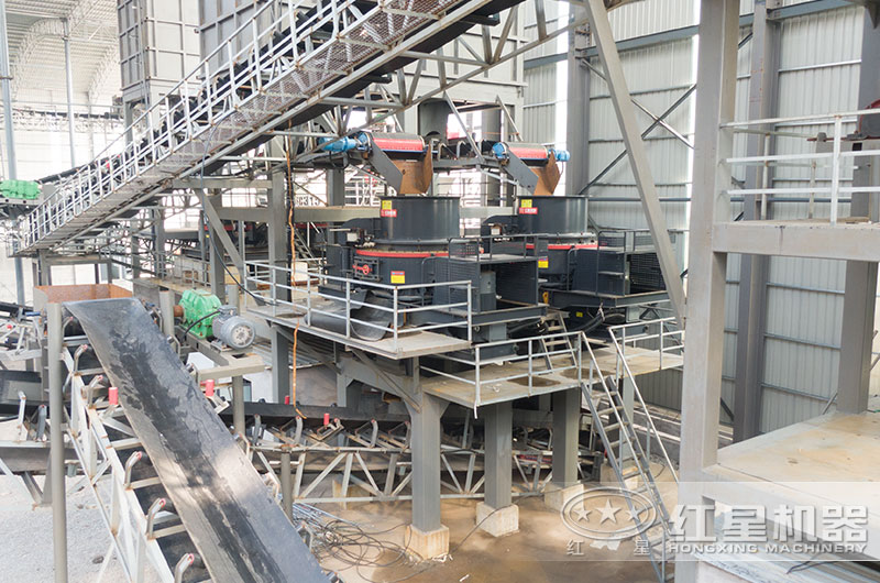 沖擊式制砂機工作現(xiàn)場圖片